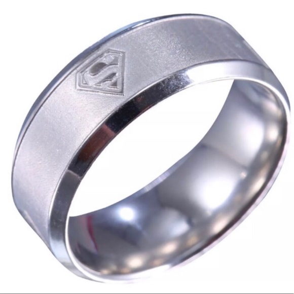 Superman Stainless Steel 8mm Ring-Size 12 - Picture 5 of 5